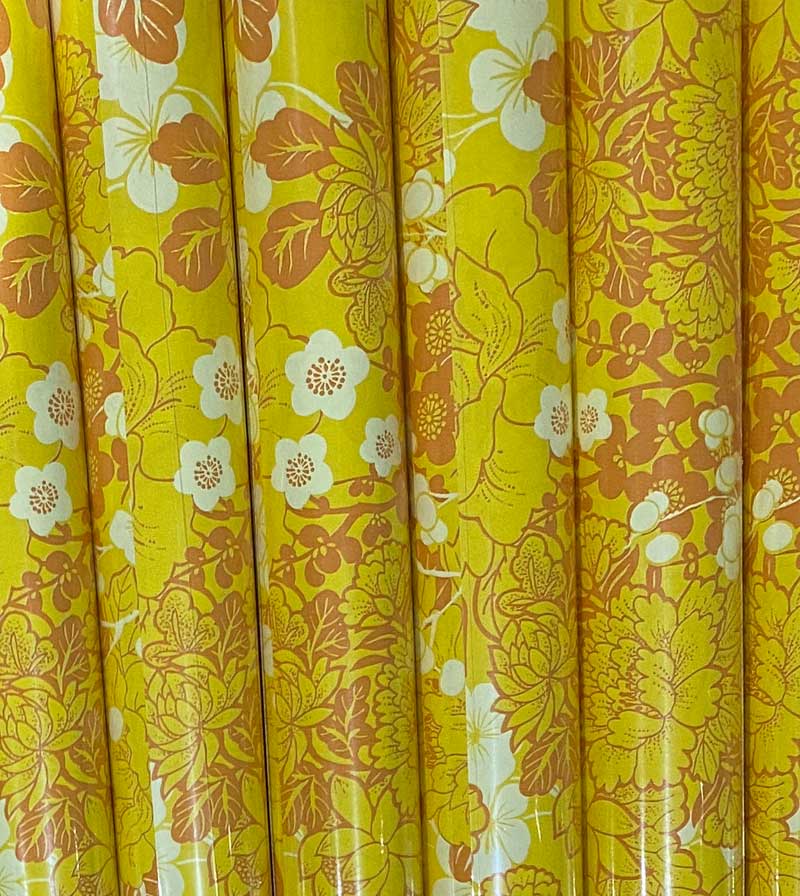 [ls-pa-blumen-gelb] Geschenkpapier Blumen Gelb