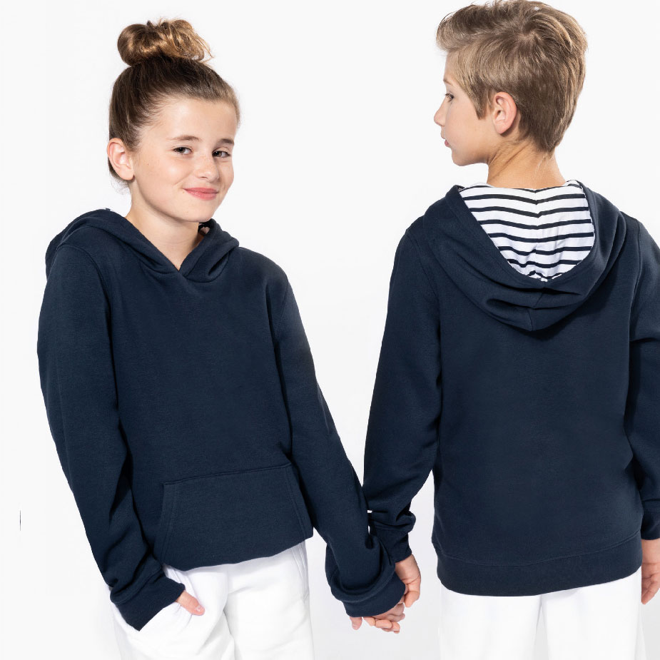 Kapuzensweatshirt mit kontrastfarbener Kapuze und Motiven für Kinder Streifen (6/8, ohne Druck)