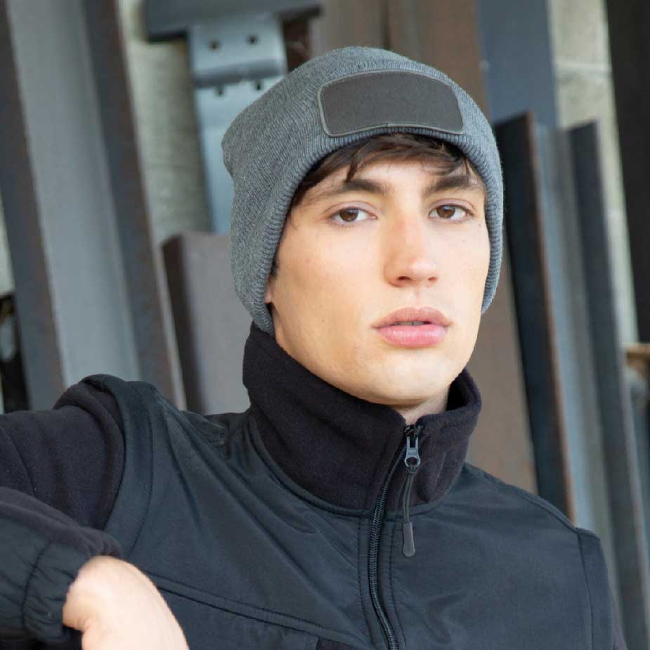 Recycelte Mütze mit Patch und Thinsulate-Futter (White, ohne Druck)